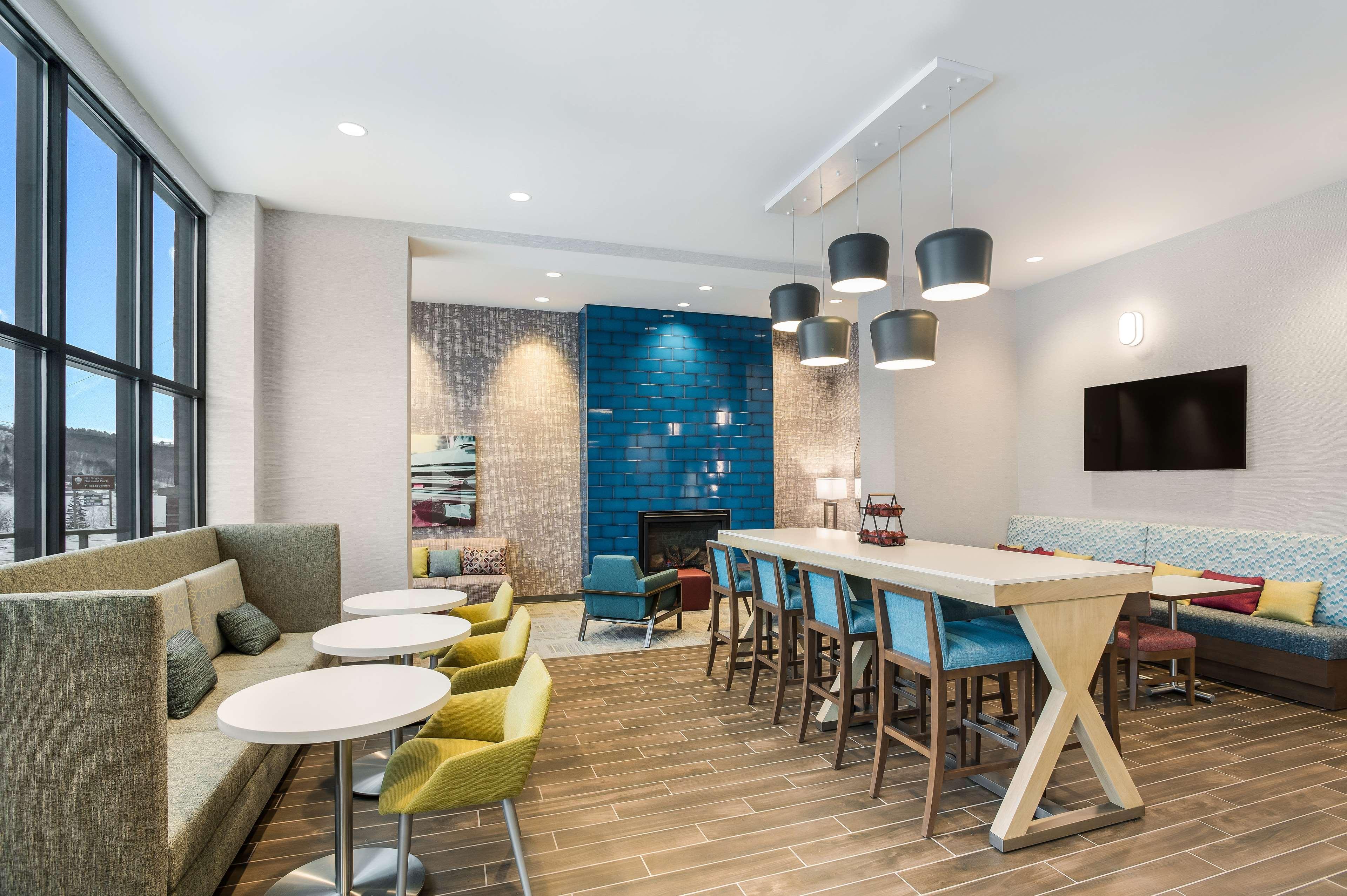 Hampton Inn & Suites Houghton Exteriér fotografie
