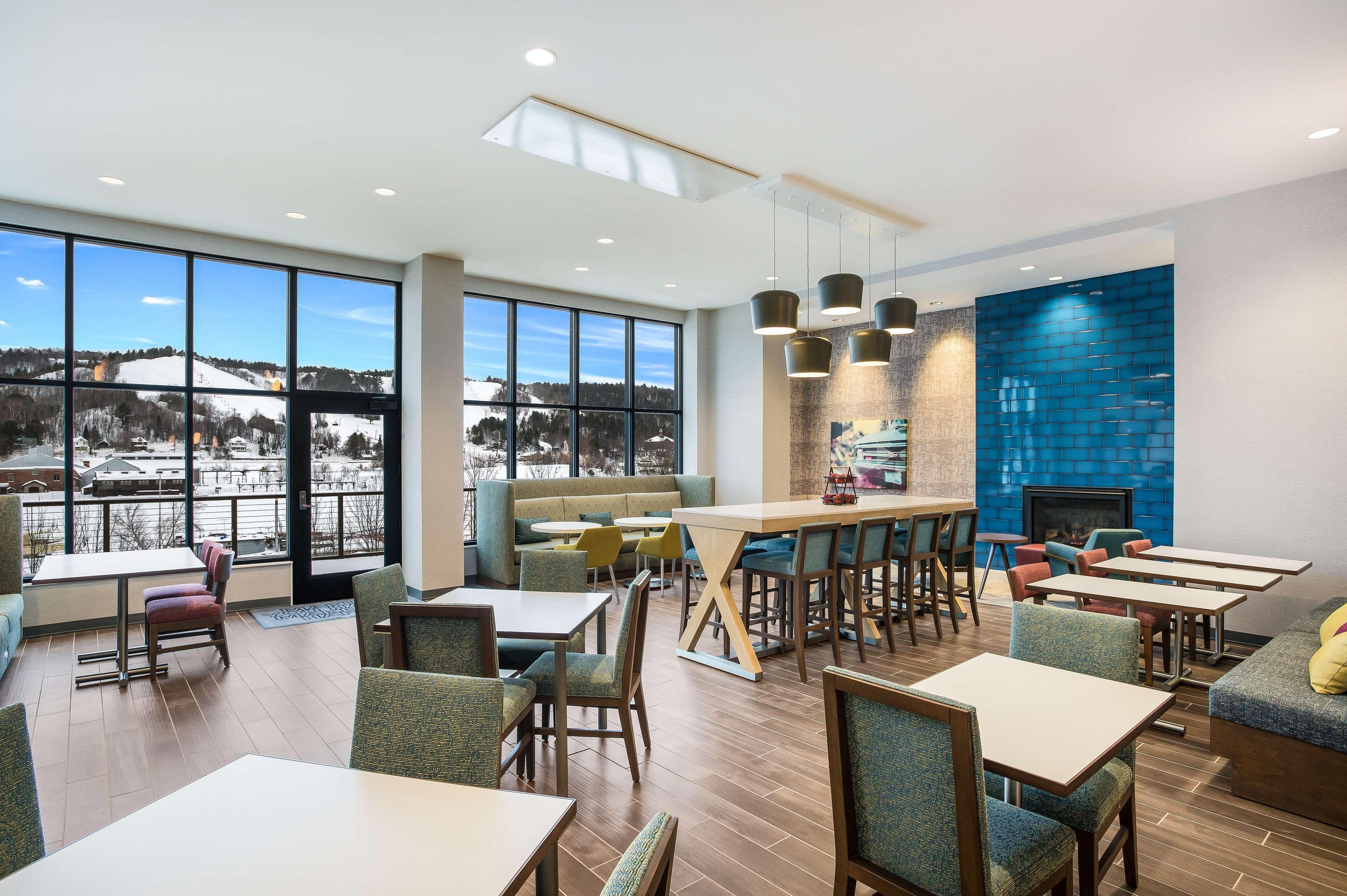 Hampton Inn & Suites Houghton Exteriér fotografie
