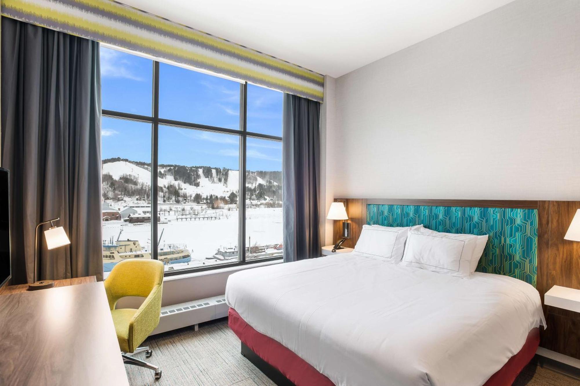 Hampton Inn & Suites Houghton Exteriér fotografie