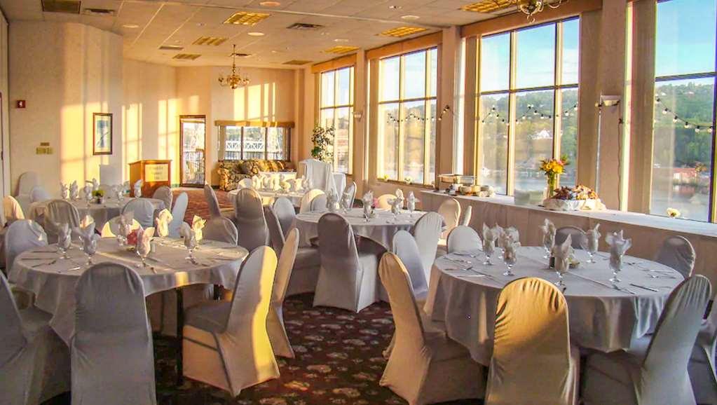 Hampton Inn & Suites Houghton Restaurace fotografie