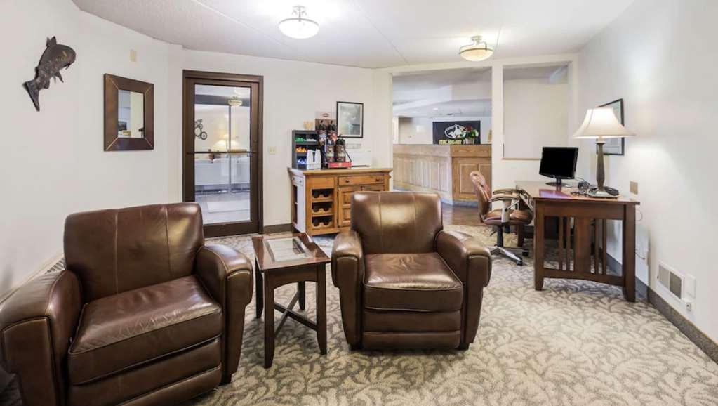 Hampton Inn & Suites Houghton Interiér fotografie